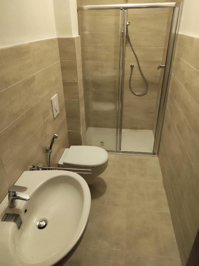 Appartamento Anna Desenzano del Garda Exterior photo