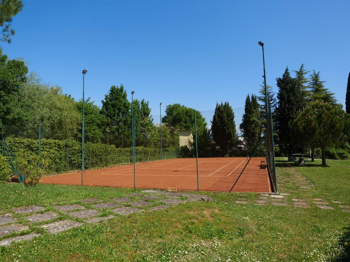 Appartamento Anna Desenzano del Garda Exterior photo